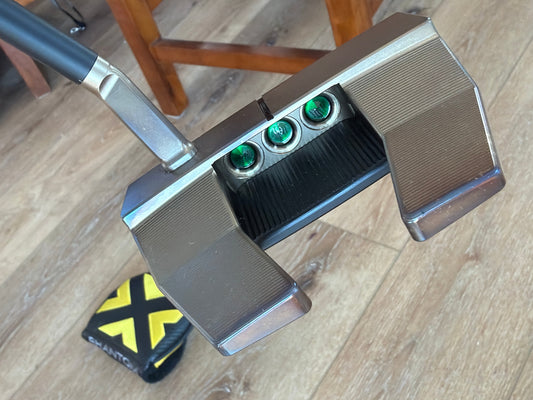 New phantom 5.5 candy green / gripmaster / black shaft 34”