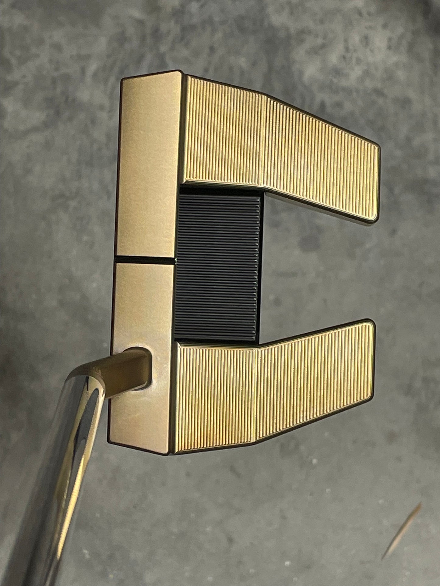 Deep Chromatic Bronze Phantom x5.5 + gloss black fill @35” NEW