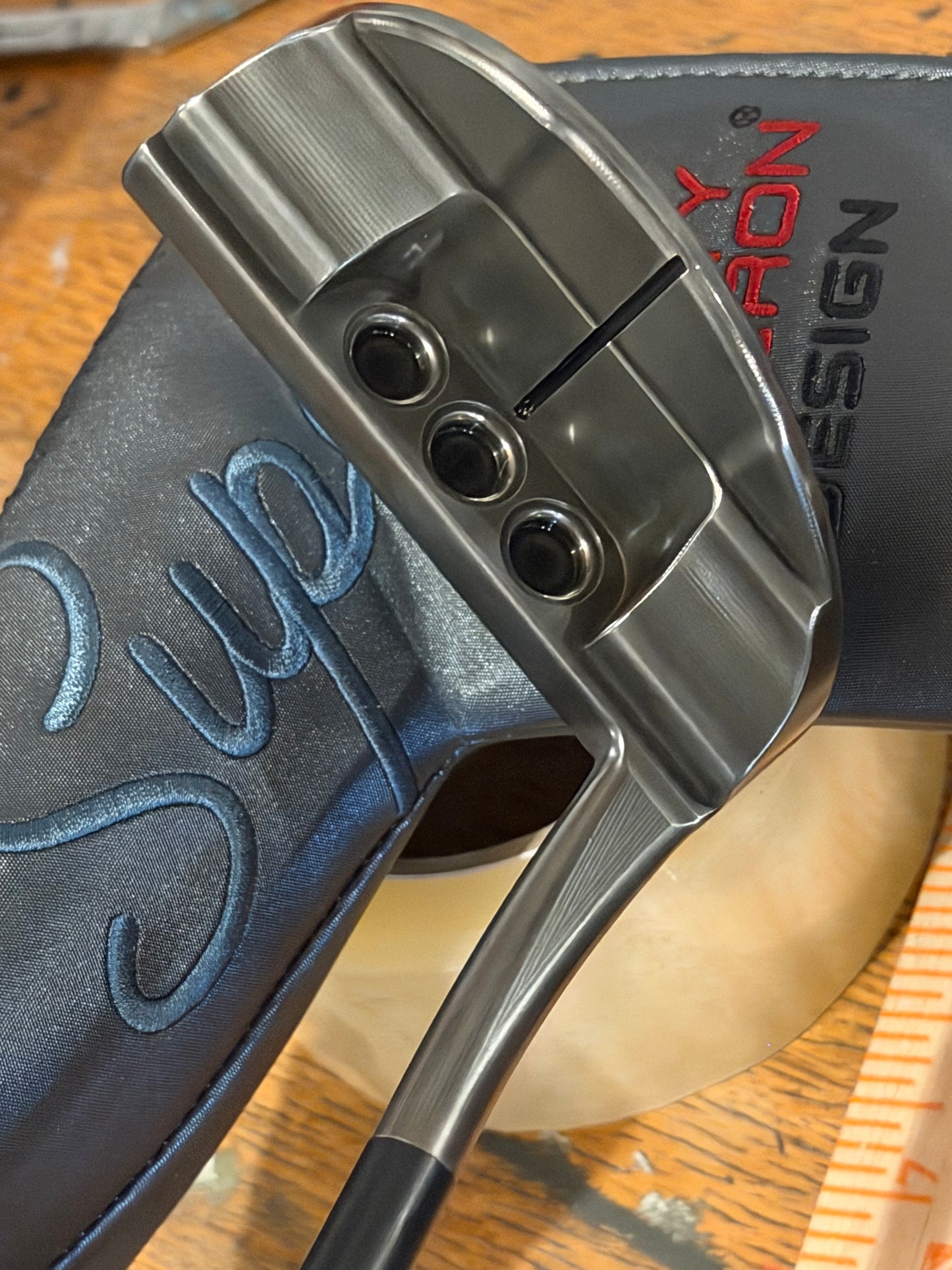 Scotty Cameron Del Mar 34” - murdered out - patina / smoke custom