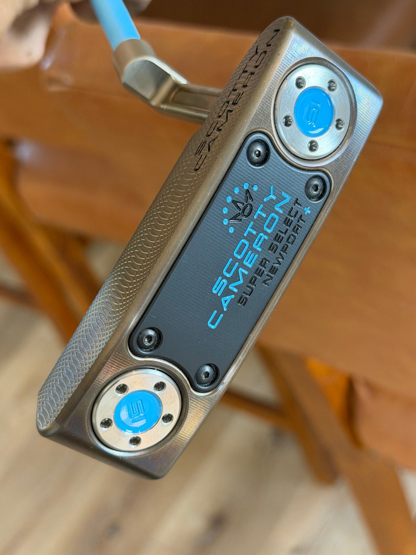 New Scotty Cameron Newport plus + oil can + UNC blue KBS GPS + leather 34”