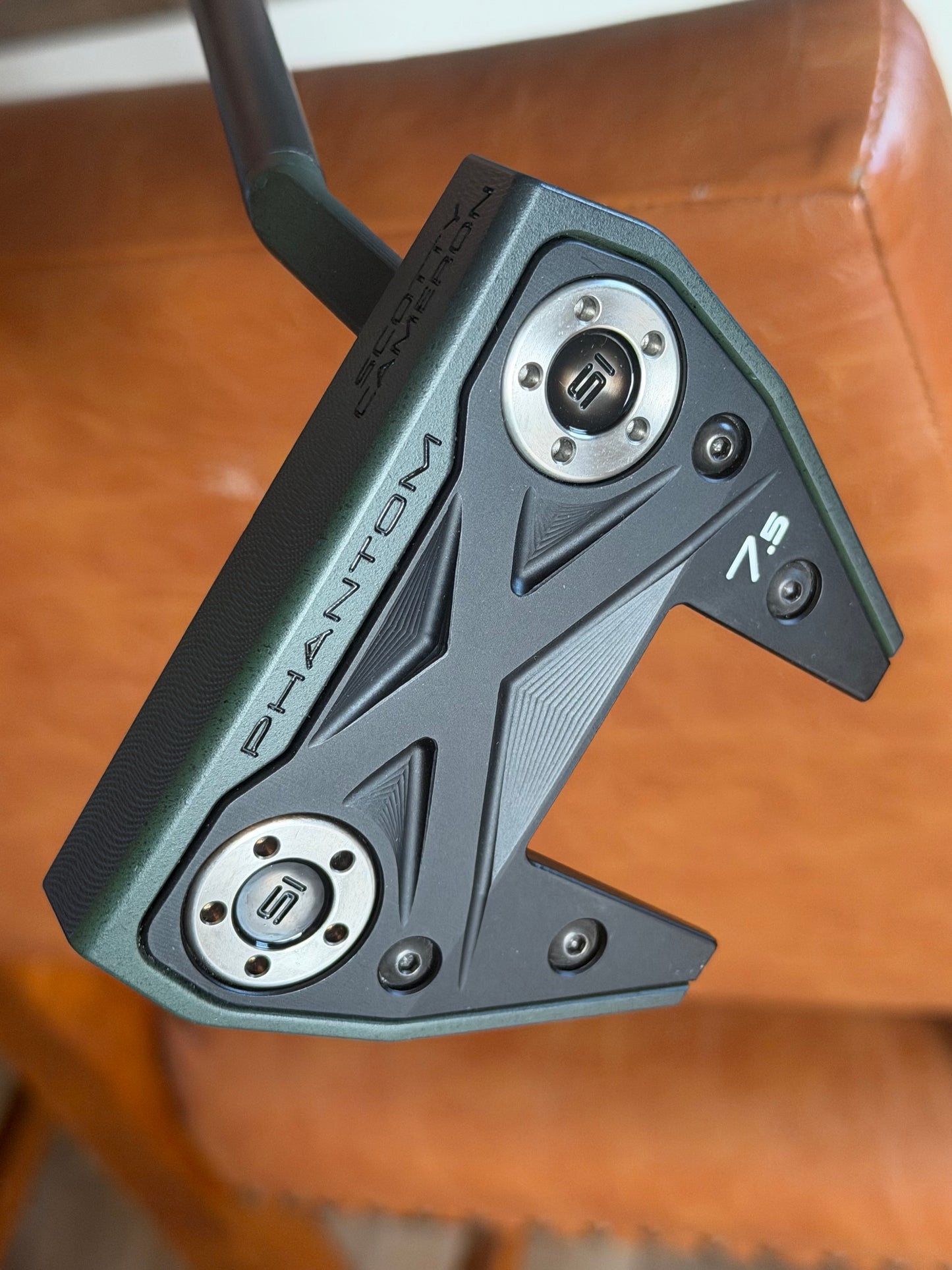 Scotty Cameron phantom x 7.5 eastern front camo / smoke 34”