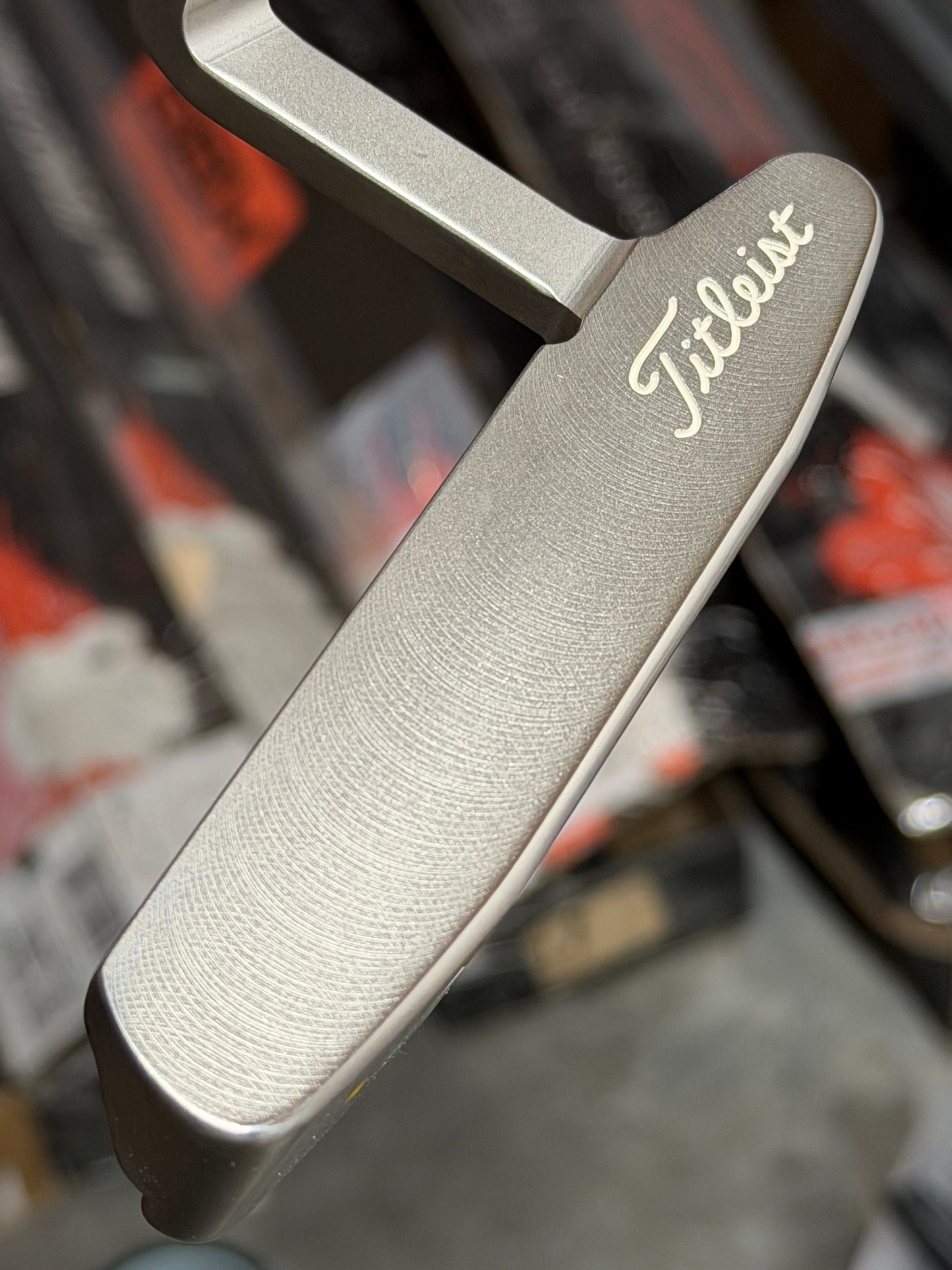 Studio Stainless Newport 2 34/340g - mint original - KBS and mint original cover