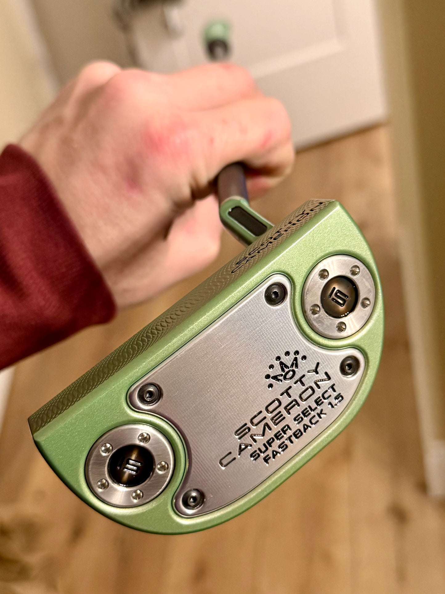 Anodized Green fastback 1.5 (mint) w/ kangaroo + black shaft