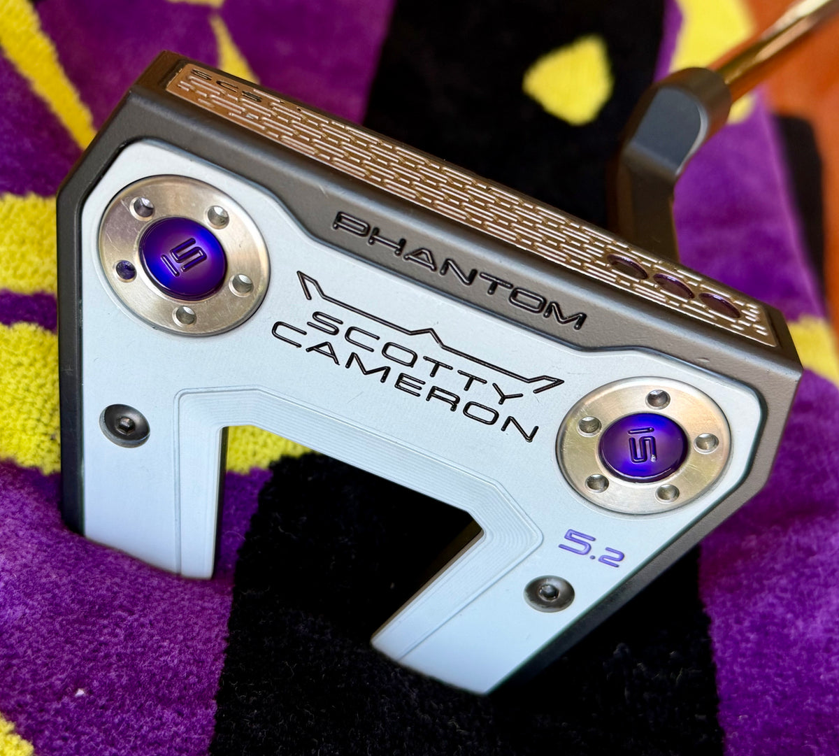 New - Scotty Cameron phantom 5.2 (2026) purple / rainbow KBS 34”