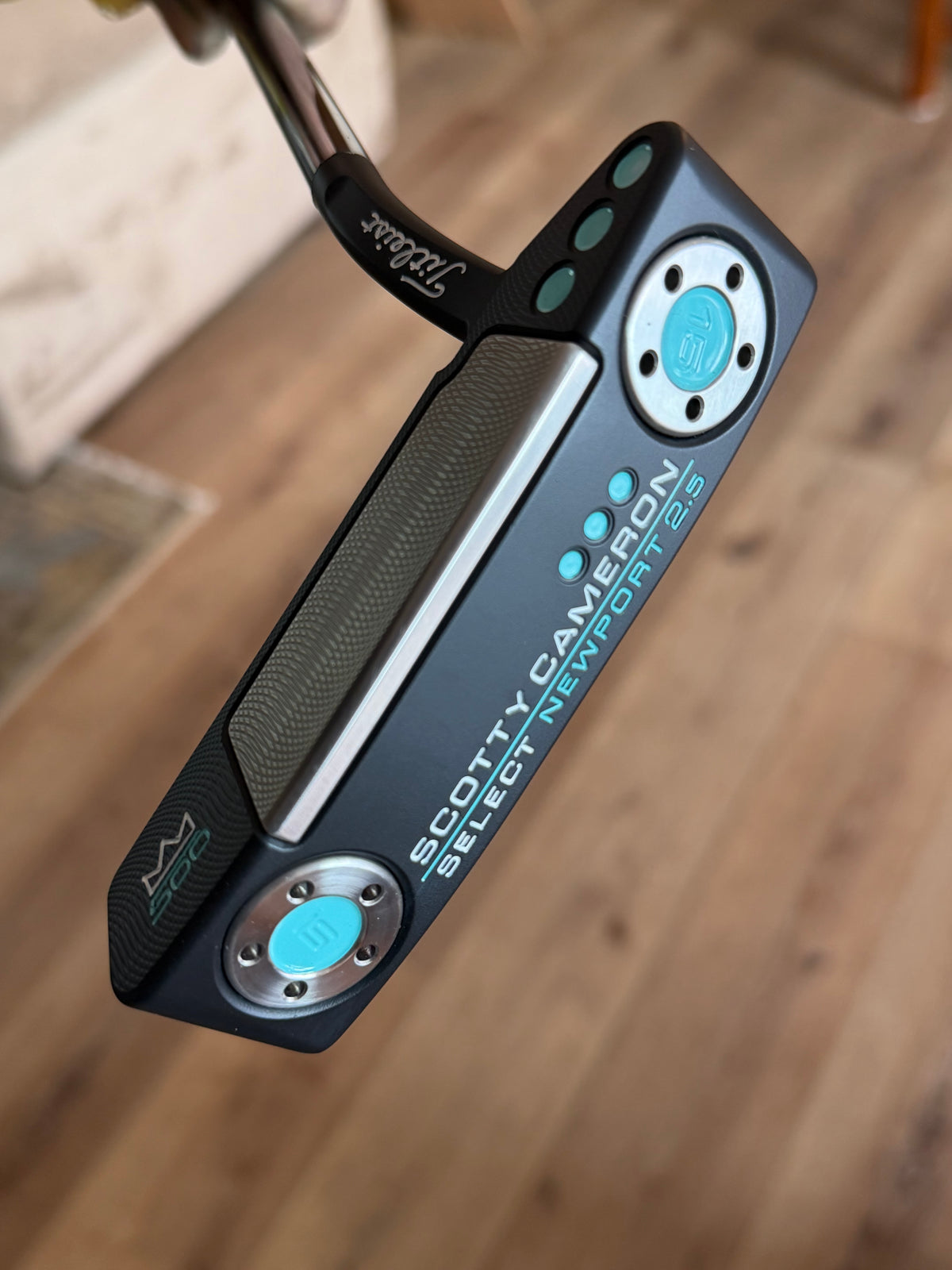 1/500 Scotty Cameron Newport 2.5 Tiffany 2-tone with custom shop shaft/matador 34.5”