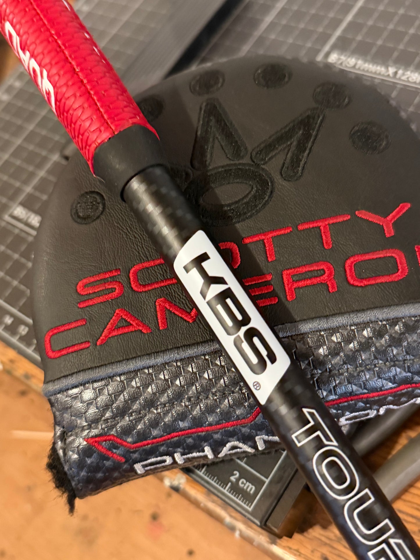 Scotty Cameron phantom 9.2R - KBS Carbon 155g - circle T - garsen 34”