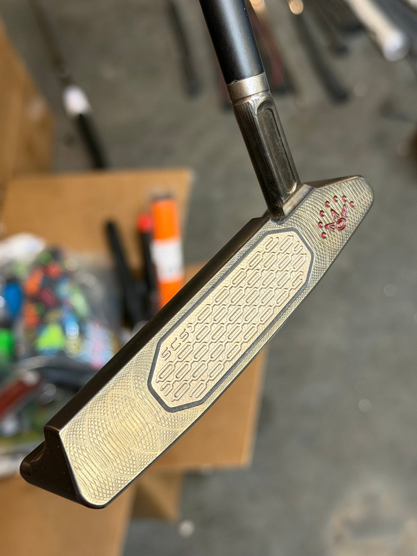 New Scotty Cameron studio style 2.5 + gunmetal / Accra Tour Z 34”