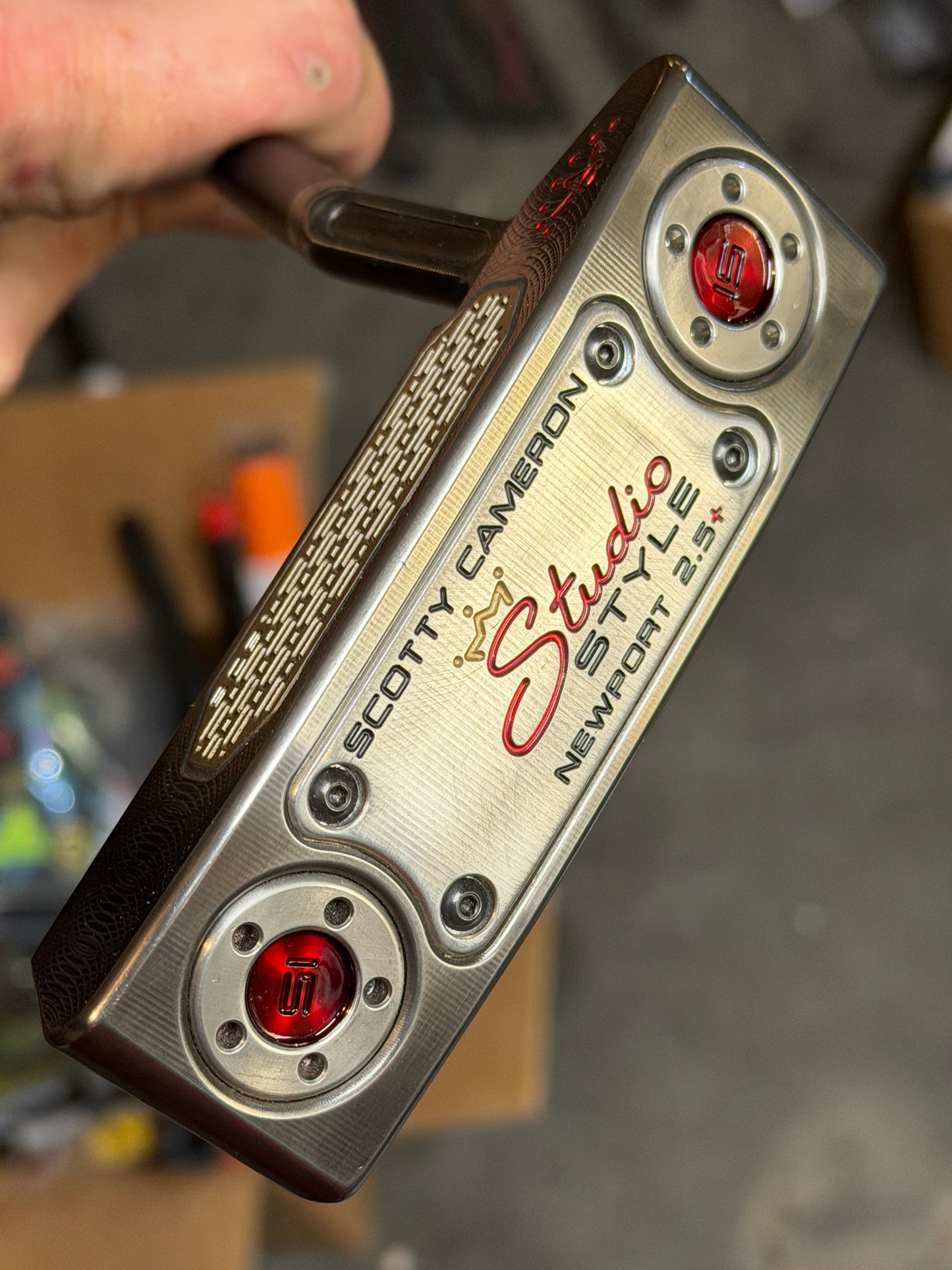 New Scotty Cameron studio style 2.5 + gunmetal / Accra Tour Z 34”