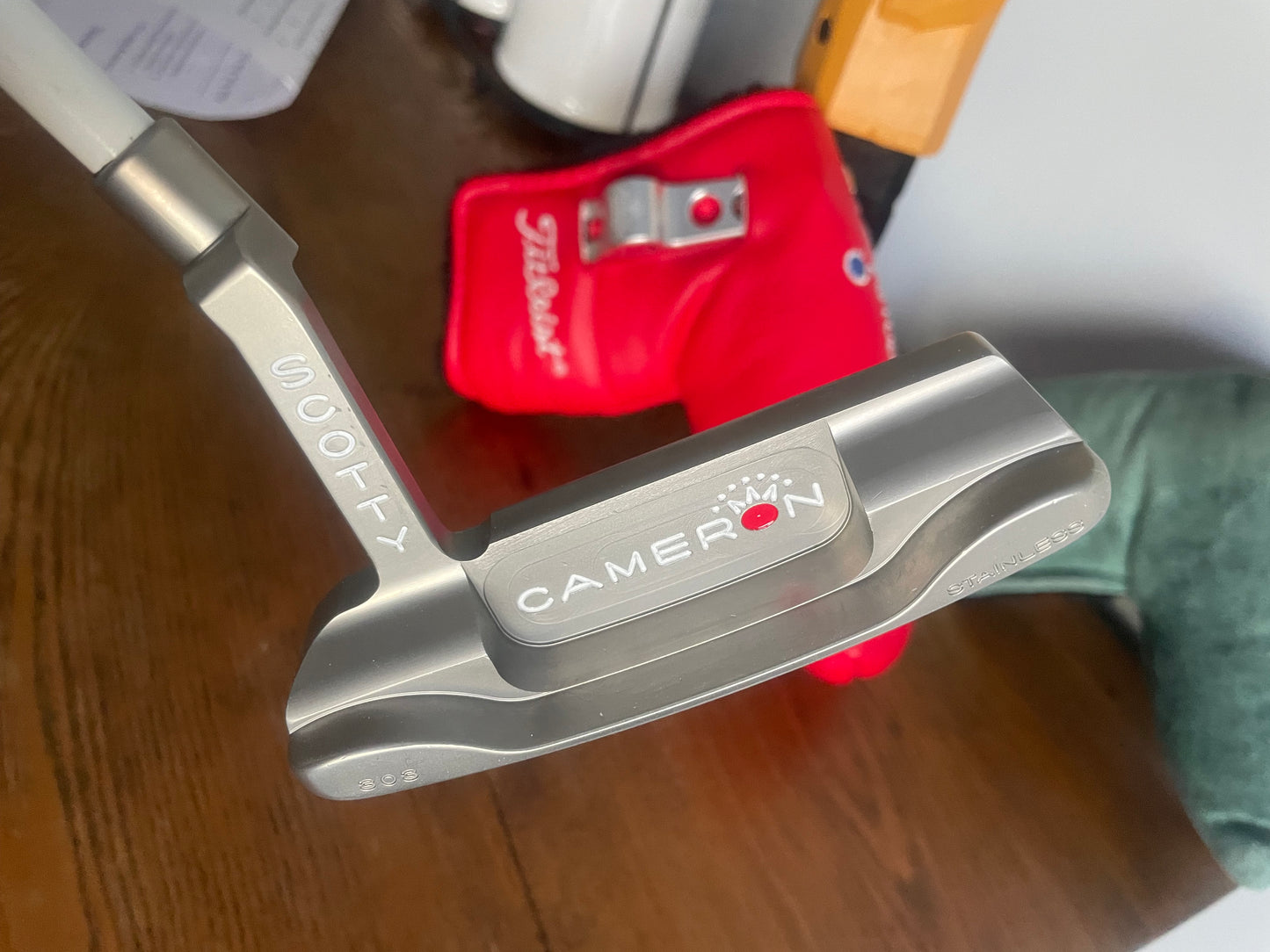 Mint Original Newport Beach - KBS Graphite, patriotic leather, stock headcover!  35"