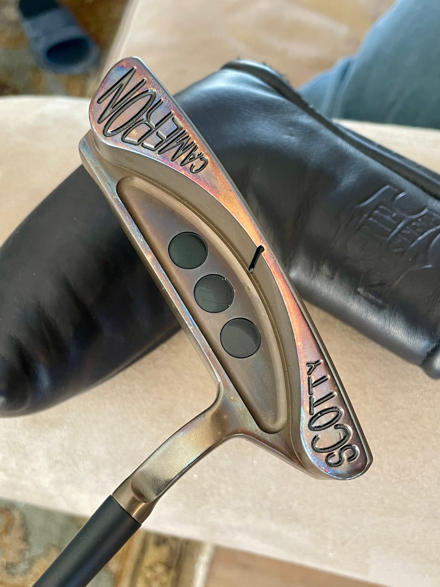 Scotty Laguna Studio Select 1.5 - oil can- 35" with limited black cabretta leather grip/cover