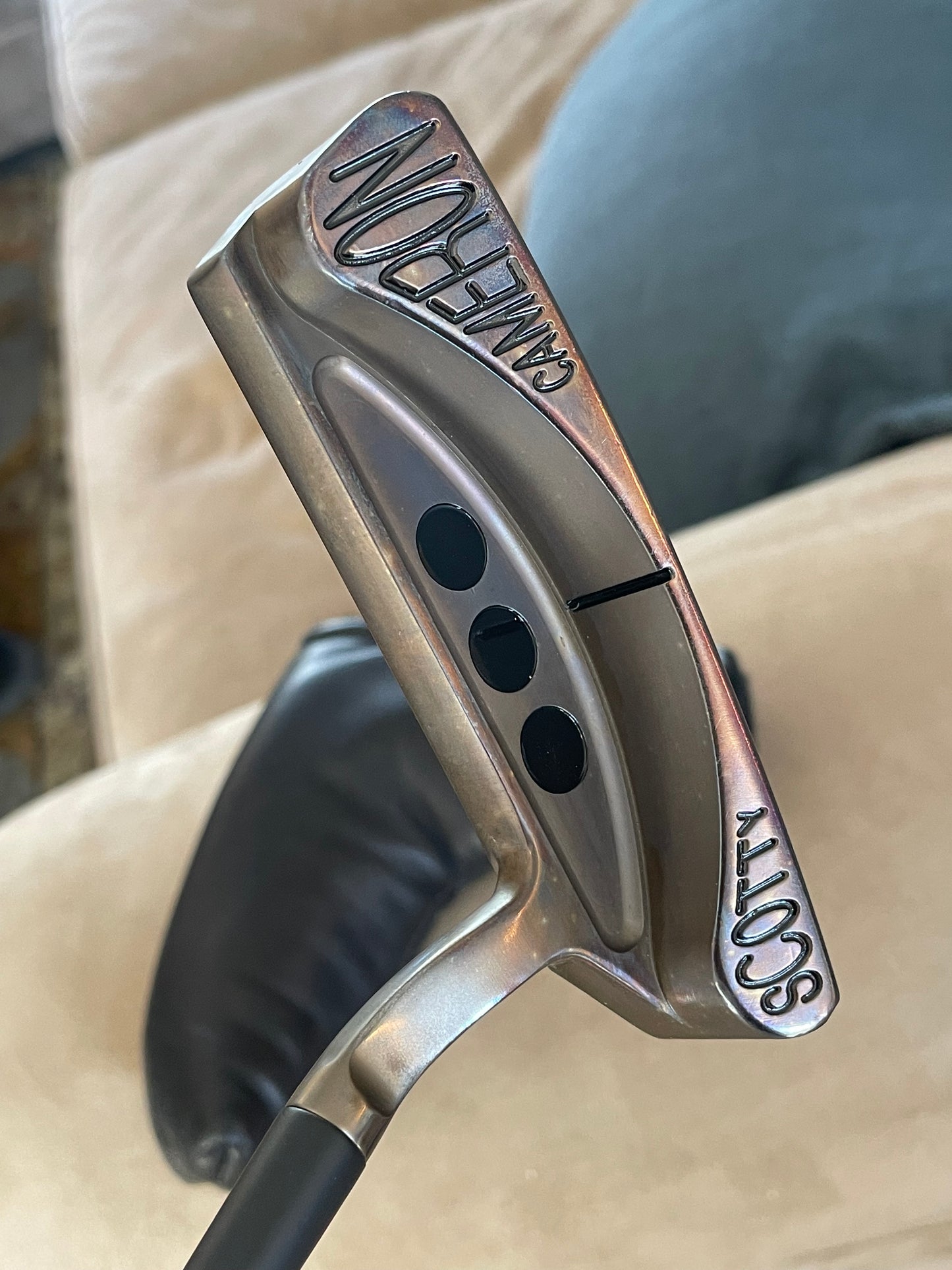 Scotty Laguna Studio Select 1.5 - oil can- 35" with limited black cabretta leather grip/cover