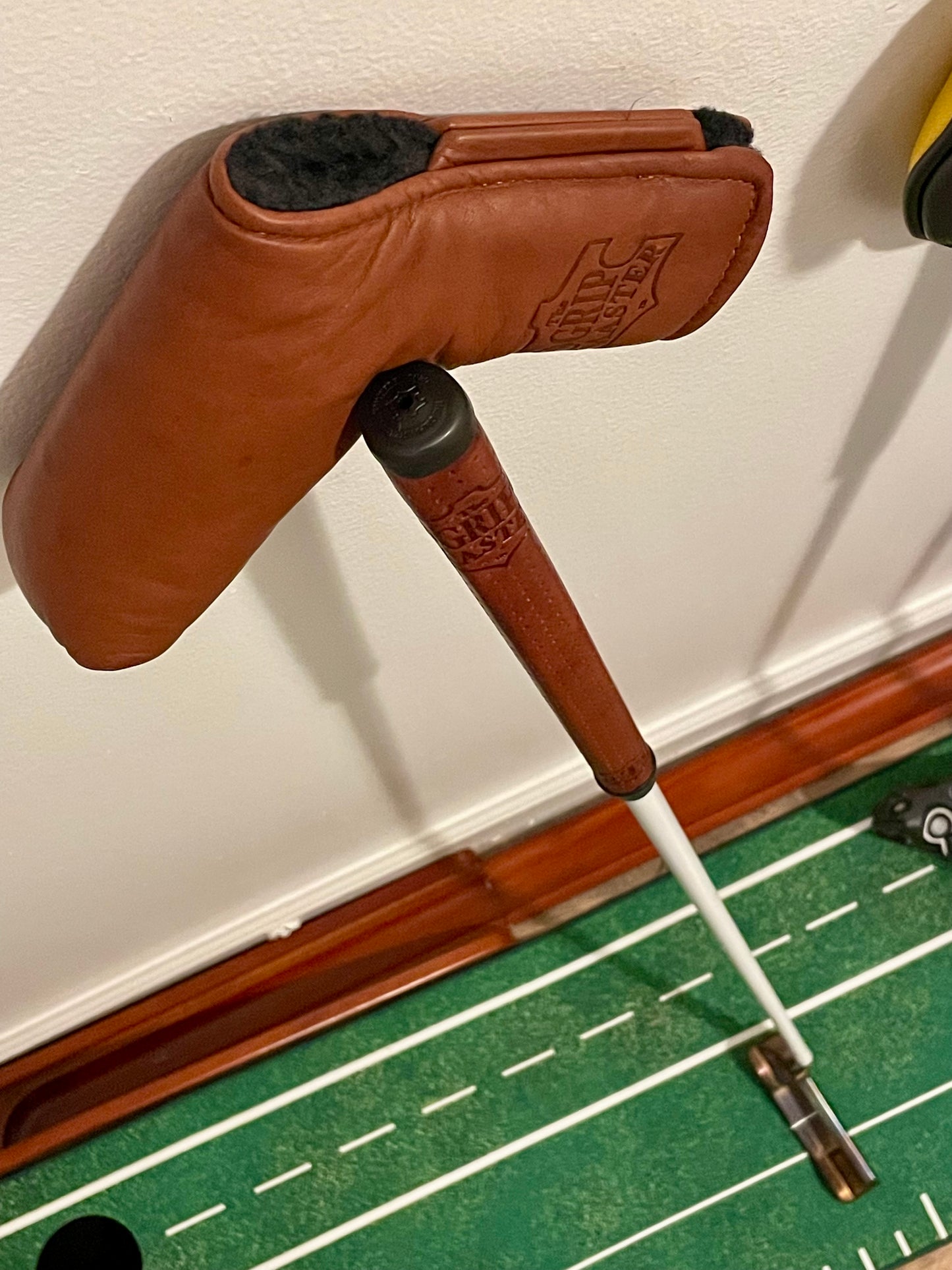 Scotty Cameron Newport 1.5 Studio Select Oil Can / Leather Grip/Cover Combo! 34.5"