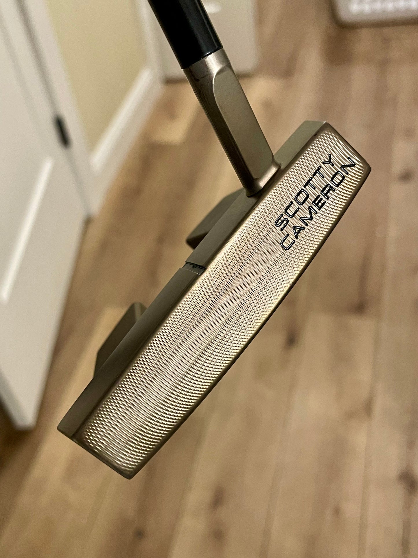 Torched Phantom X5.5 34.5" NEW with a kangaroo grip!