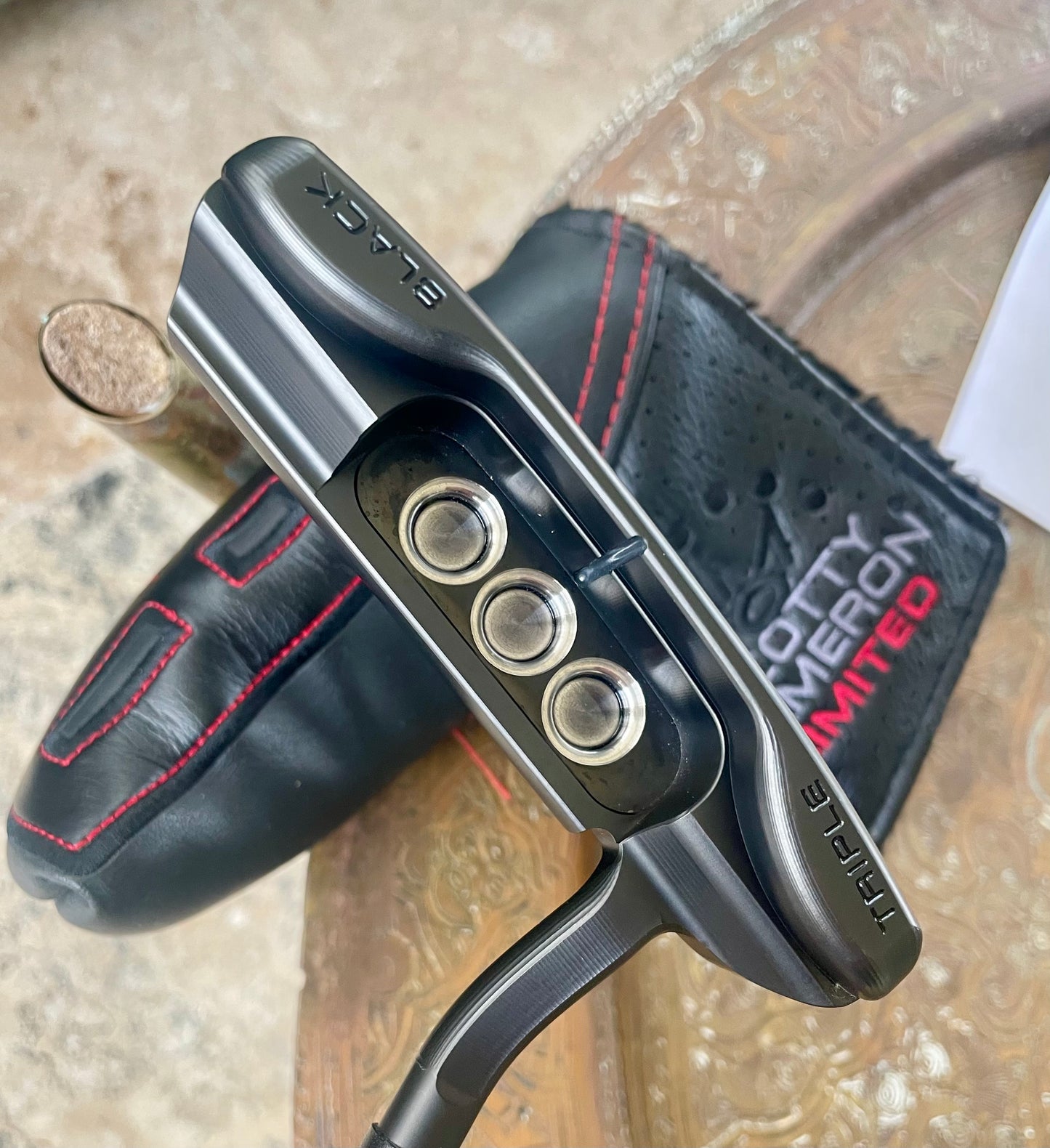 LAGP SoHo // Triple Black limited Santa Fe // STOCK COVER // 34"