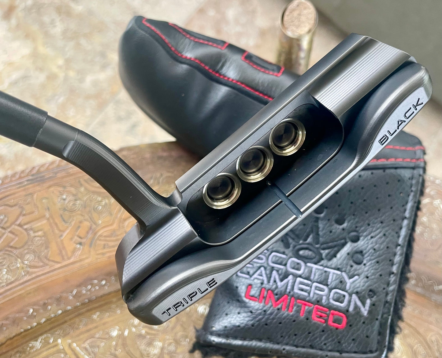 LAGP SoHo // Triple Black limited Santa Fe // STOCK COVER // 34"