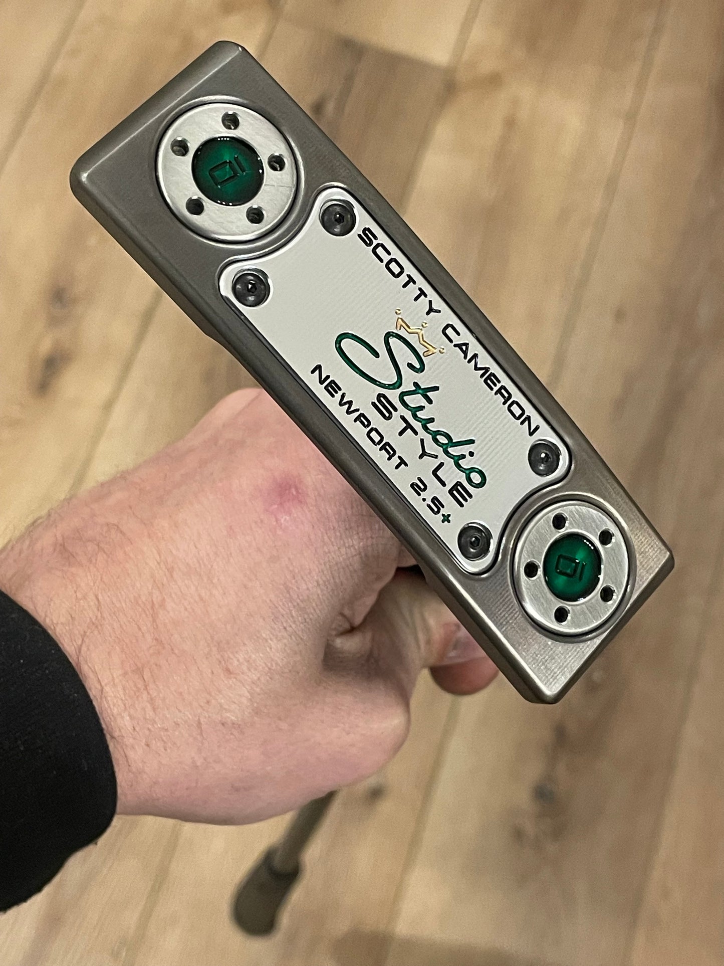 2025 Studio Style Newport 2.5+  DEEP Chromatic Bronze / Candy Green