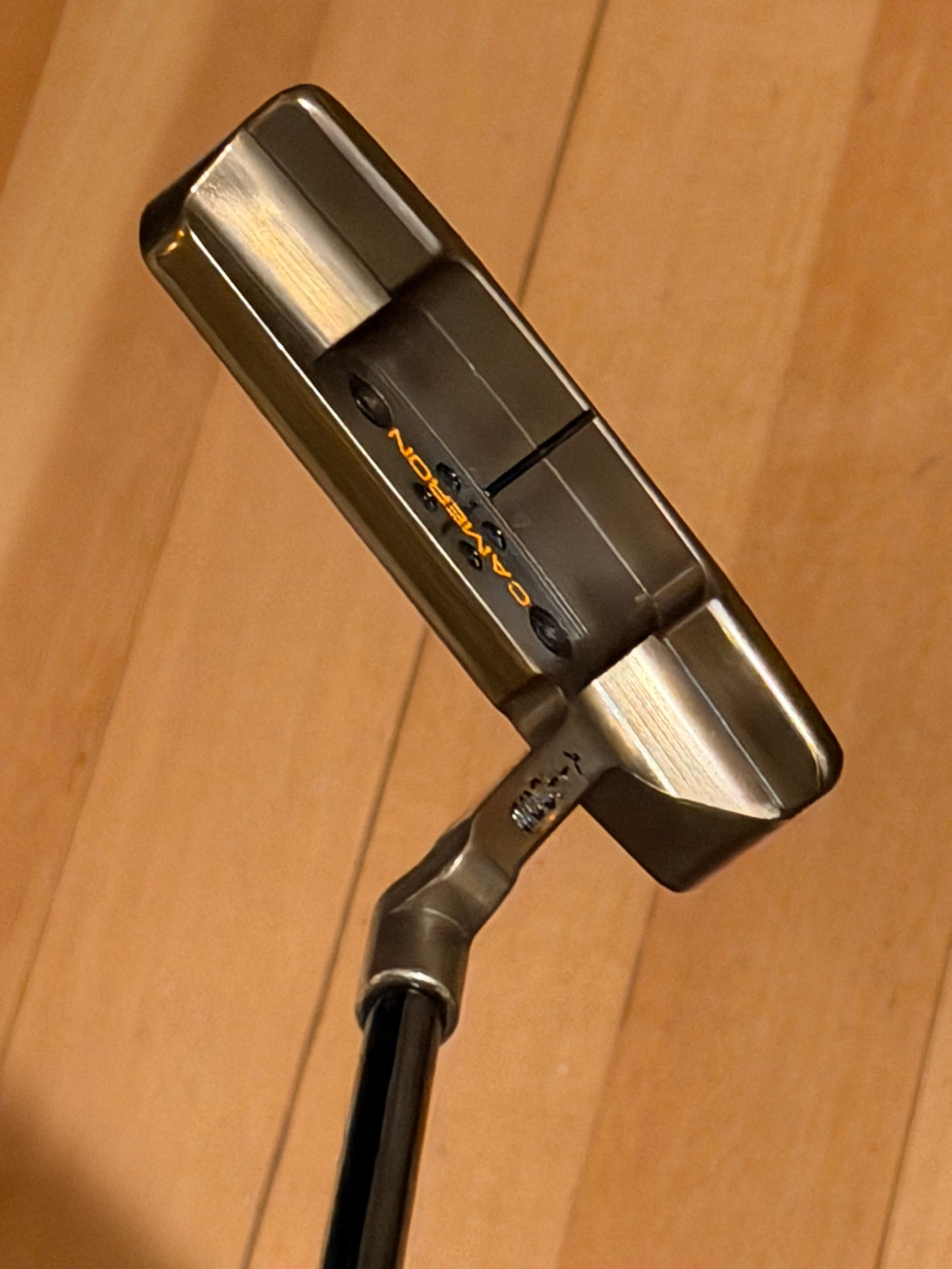 Mint 340g Studio Style Newport 2 OIL CAN - Orange Studio design/KBS