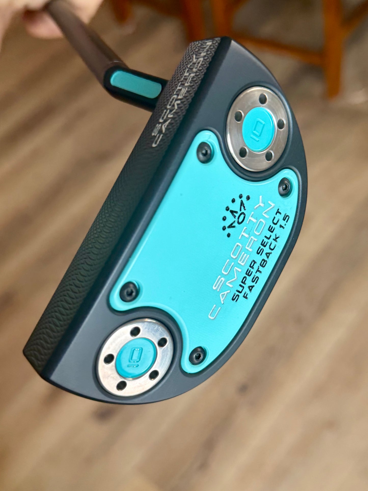 Super Select Fastback 1.5 (NEW) blackout, tiffany, paintmatch with leather 34"